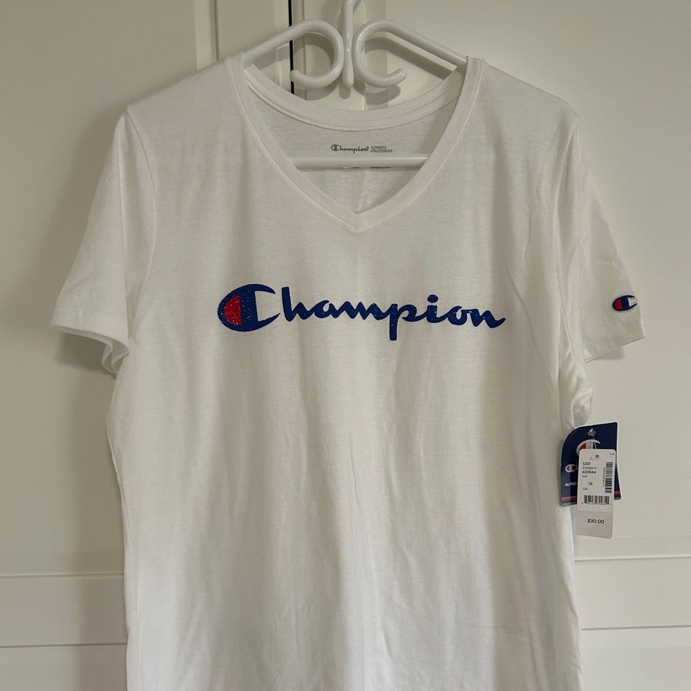 Champion Tshirt XL New